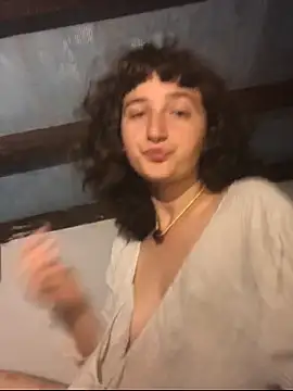 Snapshot of antoniettamaria chatting on March 28, 3:55 pm antoniettamaria online show from March 28, 3:55 pm