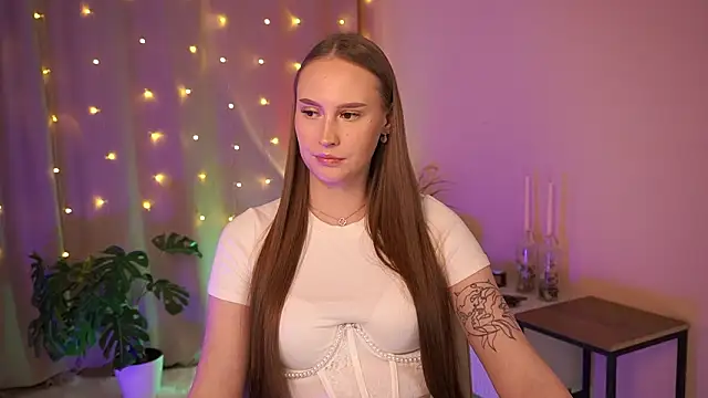 Snapshot of ViMilka chatting on March 18, 12:52 pm ViMilka online show from March 18, 12:52 pm