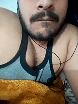 Decentlover67 online show from April 6, 3:35 pm