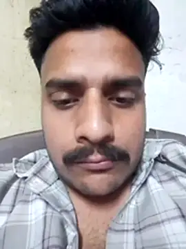 Decentlover67 online show from April 16, 12:39 pm