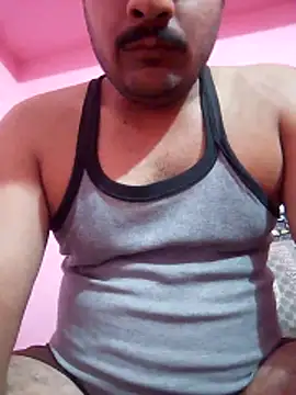 Decentlover67 online show from April 17, 4:10 pm