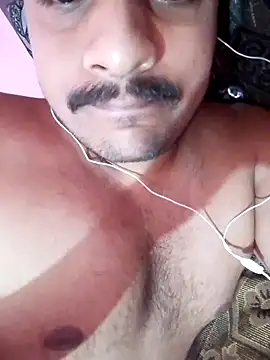 Decentlover67 online show from April 18, 7:18 pm