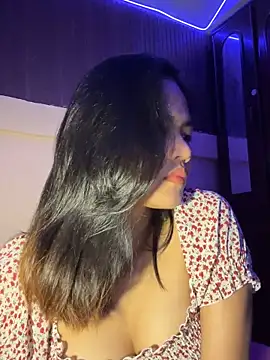 Snapshot of Kiee_19 chatting on April 13, 5:07 pm Kiee 19 online show from April 13, 5:07 pm