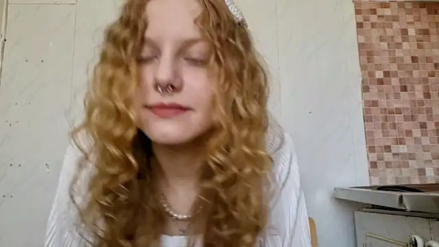Snapshot of Kira_Wonderfullina chatting on March 21, 3:11 am Kira Wonderfullina online show from March 21, 3:11 am