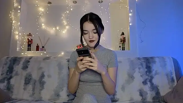 Snapshot of FerialCodger chatting on March 27, 7:58 am FerialCodger online show from March 27, 7:58 am