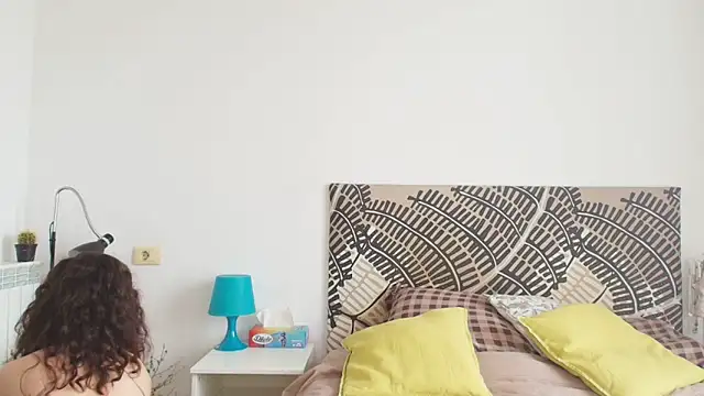 Snapshot of IreneBlue_ chatting on April 21, 6:41 am IreneBlue online show from April 21, 6:41 am