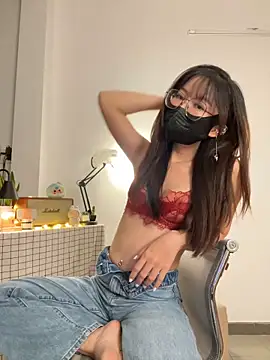 Snapshot of Bubuchan88 chatting on March 22, 2:42 pm Bubuchan88 online show from March 22, 2:42 pm