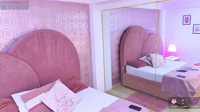 Snapshot of Melissa_Elana chatting on March 27, 11:43 am Melissa Elana online show from March 27, 11:43 am