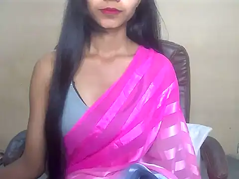 Snapshot of QueenOfDesire01 chatting on March 17, 5:05 pm QueenOfDesire01 online show from March 17, 5:05 pm