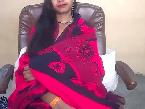 Snapshot of QueenOfDesire01 chatting on March 23, 9:19 pm QueenOfDesire01 online show from March 23, 9:19 pm