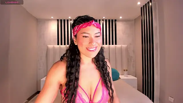 RebeccaWest online show from March 20, 4:39 am