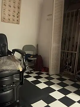 Snapshot of TSROYALE7527 chatting on March 28, 10:09 pm TSROYALE7527 online show from March 28, 10:09 pm