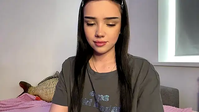BeckyAurielle online show from June 16, 2:09 pm