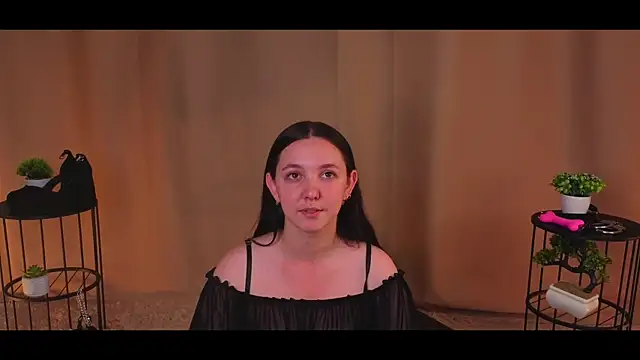 CindyBkitty online show from June 6, 4:33 pm