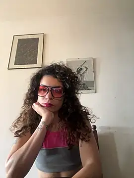 Snapshot of conejita000 chatting on March 28, 4:39 pm conejita000 online show from March 28, 4:39 pm