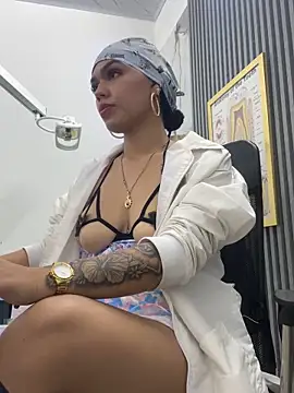 Snapshot of daniela-sexy chatting on March 27, 7:46 pm daniela-sexy online show from March 27, 7:46 pm