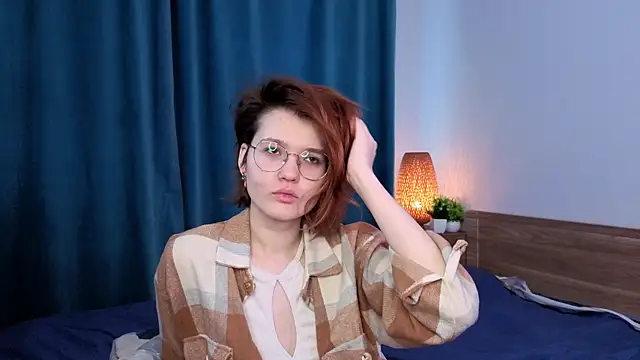 FlaviaAvena online show from March 25, 8:31 am