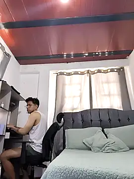 Snapshot of Erenk_and_Levy chatting on March 26, 4:01 pm Erenk and Levy online show from March 26, 4:01 pm