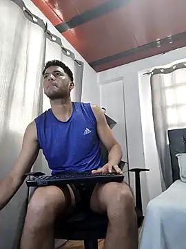 Snapshot of Erenk_and_Levy chatting on March 28, 5:01 pm Erenk and Levy online show from March 28, 5:01 pm