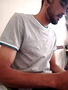 Snapshot of Thisizhakim chatting on June 24, 12:26 pm Thisizhakim online show from June 24, 12:26 pm