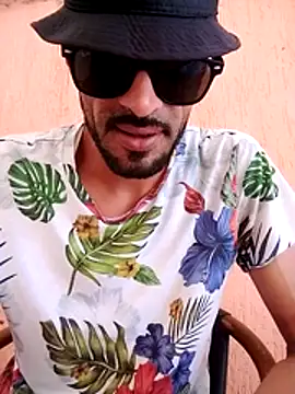 Snapshot of Thisizhakim chatting on July 30, 12:59 pm Thisizhakim online show from July 30, 12:59 pm