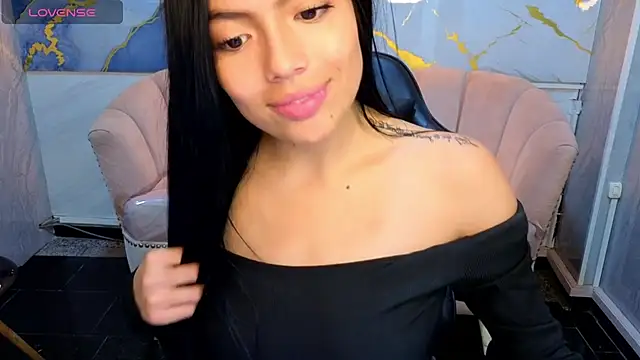  Charlottee b online show from July 25, 7:44 pm