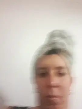 Snapshot of melucita chatting on March 19, 12:58 am melucita online show from March 19, 12:58 am