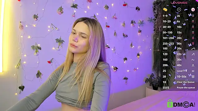 Snapshot of Elvi7z chatting on March 21, 11:08 pm Elvi7z online show from March 21, 11:08 pm