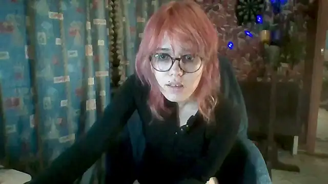 Snapshot of whiny_emo_boi chatting on March 29, 7:58 pm whiny emo boi online show from March 29, 7:58 pm