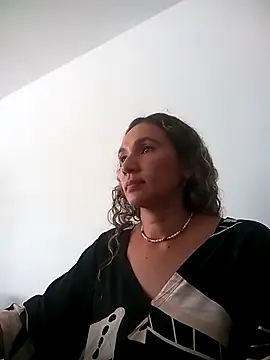 adairamars online show from June 30, 3:24 pm
