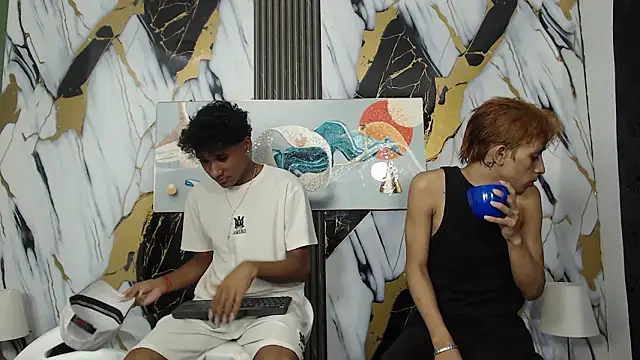 Snapshot of AVENGER_GUYS1 chatting on March 24, 1:16 pm AVENGER GUYS1 online show from March 24, 1:16 pm