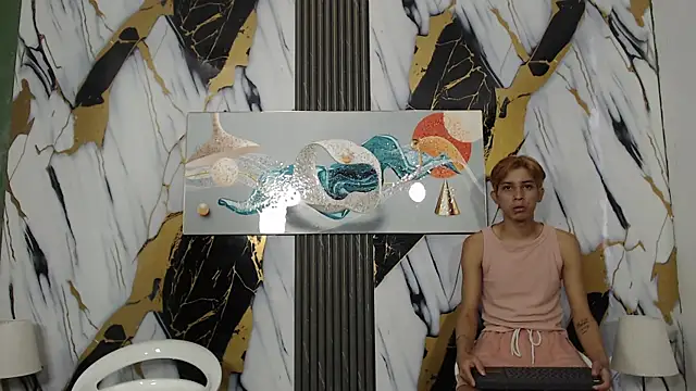 Snapshot of AVENGER_GUYS1 chatting on March 28, 1:11 pm AVENGER GUYS1 online show from March 28, 1:11 pm