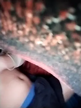 Snapshot of LedRadome chatting on March 29, 3:17 am LedRadome online show from March 29, 3:17 am