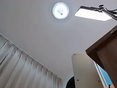 XI-XI-668 online show from March 26, 11:32 pm