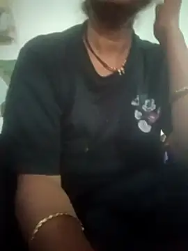 Snapshot of Mona_ji32 chatting on March 26, 1:01 am Mona ji32 online show from March 26, 1:01 am