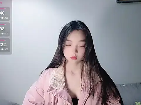 Snapshot of oblakitty_ chatting on March 16, 11:09 pm oblakitty online show from March 16, 11:09 pm