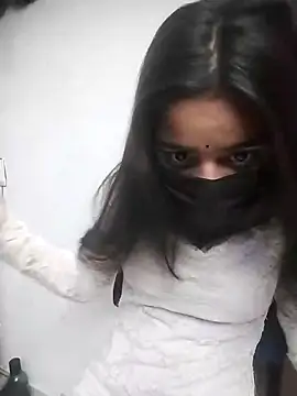 Snapshot of Nisha_baby4 chatting on March 17, 6:06 am Nisha baby4 online show from March 17, 6:06 am