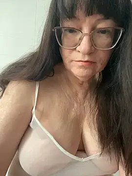 Snapshot of ZaraGay_ chatting on March 27, 1:44 pm ZaraGay online show from March 27, 1:44 pm