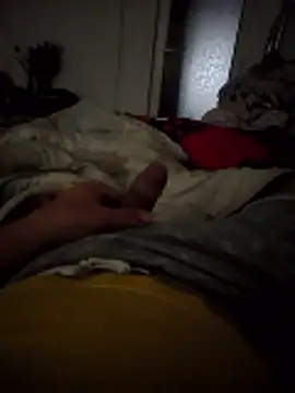 Snapshot of byby000 chatting on March 29, 12:49 pm byby000 online show from March 29, 12:49 pm