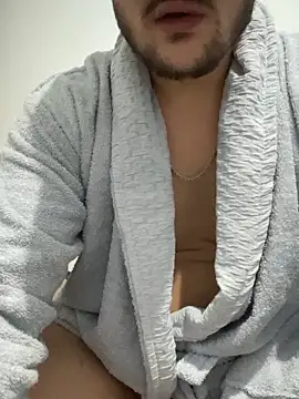 Snapshot of cinoo34 chatting on March 15, 11:00 pm cinoo34 online show from March 15, 11:00 pm