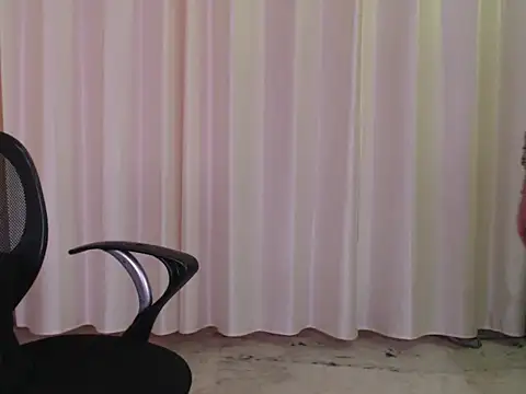 Naughty Nisha19 online show from June 21, 7:22 am