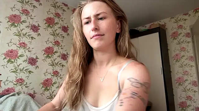 MissAnneli online show from July 22, 9:34 am