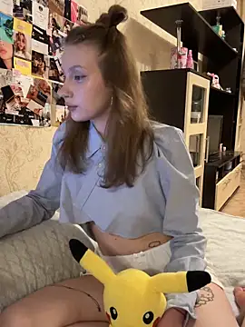 Snapshot of _JolynJostar chatting on March 18, 6:00 pm JolynJostar online show from March 18, 6:00 pm