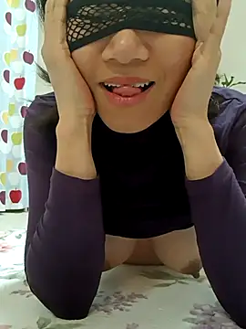 Snapshot of Sakura8668 chatting on March 25, 12:11 pm Sakura8668 online show from March 25, 12:11 pm