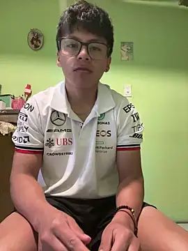 Snapshot of Arley-Arley1 chatting on March 22, 4:27 am Arley-Arley1 online show from March 22, 4:27 am