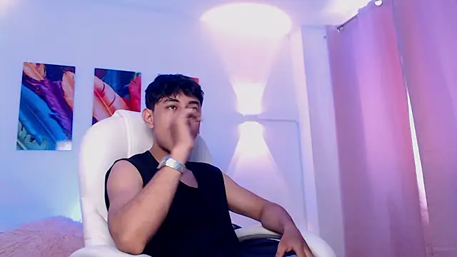 Vezzx online show from March 28, 6:29 pm