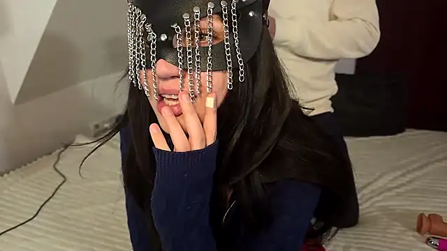 BunnyMeetsDilf online show from March 25, 9:32 pm