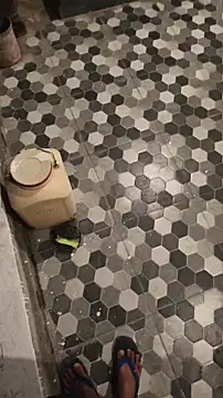 xyz 2giT online show from March 25, 5:19 pm