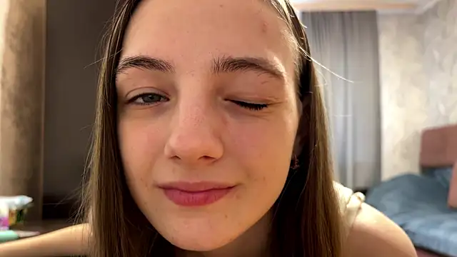 Snapshot of TatumLage chatting on March 29, 6:02 am TatumLage online show from March 29, 6:02 am