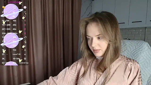 Snapshot of lunaaauraa chatting on March 22, 4:10 pm lunaaauraa online show from March 22, 4:10 pm